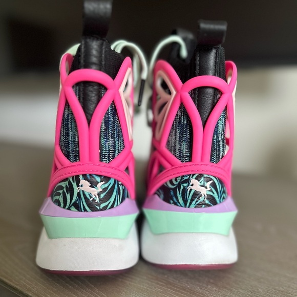 Puma by Stella McCartney - Picture 3 of 5